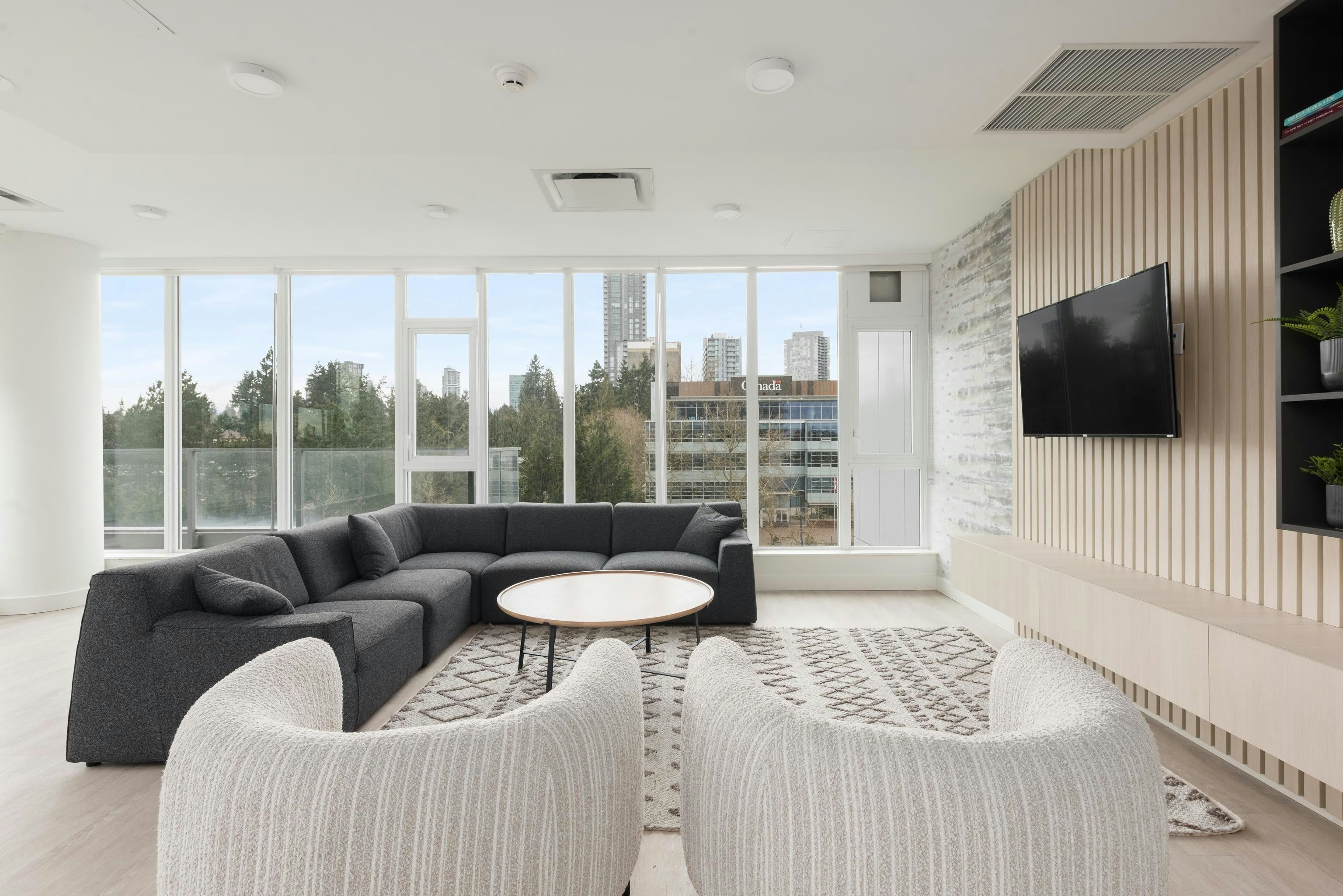 301-9675 King George Boulevard, Surrey, BC, V3T 0T7 - 25