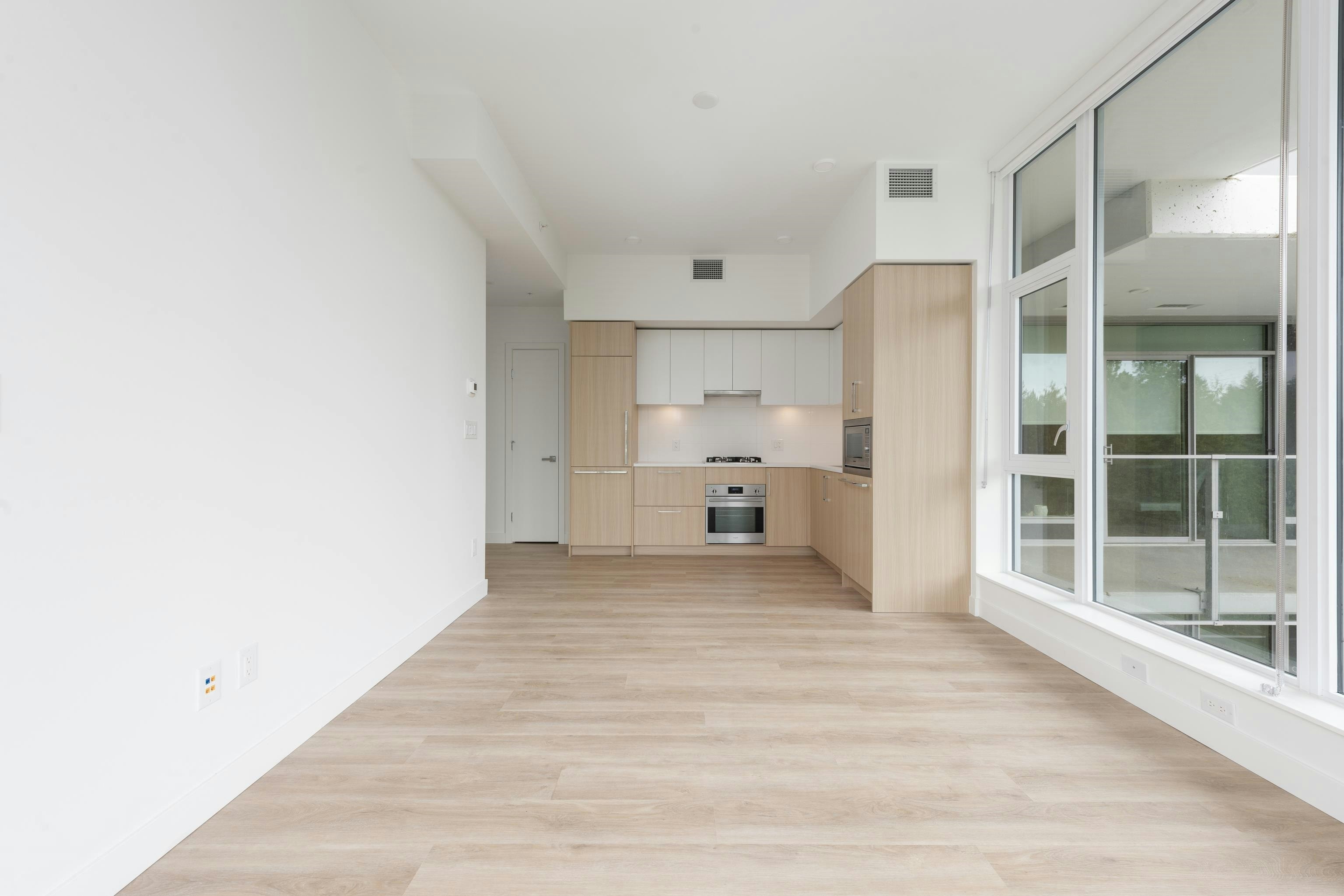 301-9675 King George Boulevard, Surrey, BC, V3T 0T7 - 39