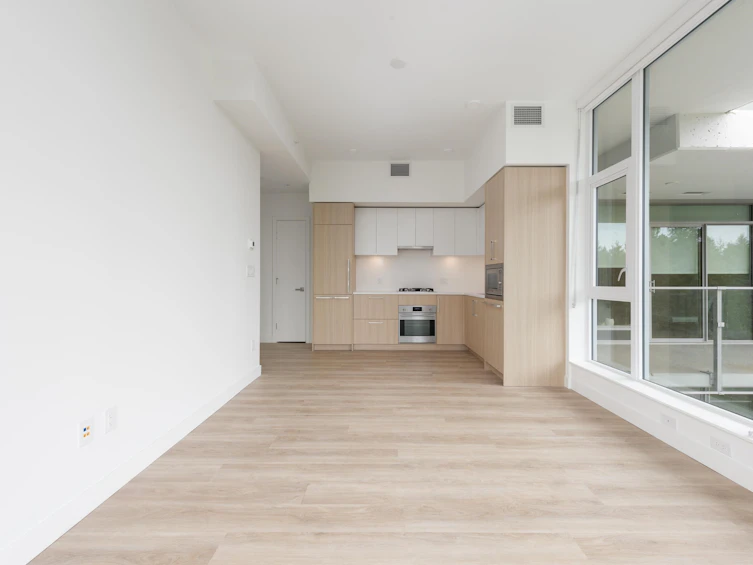 301-9675 King George Boulevard, Surrey, BC, V3T 0T7 - 39