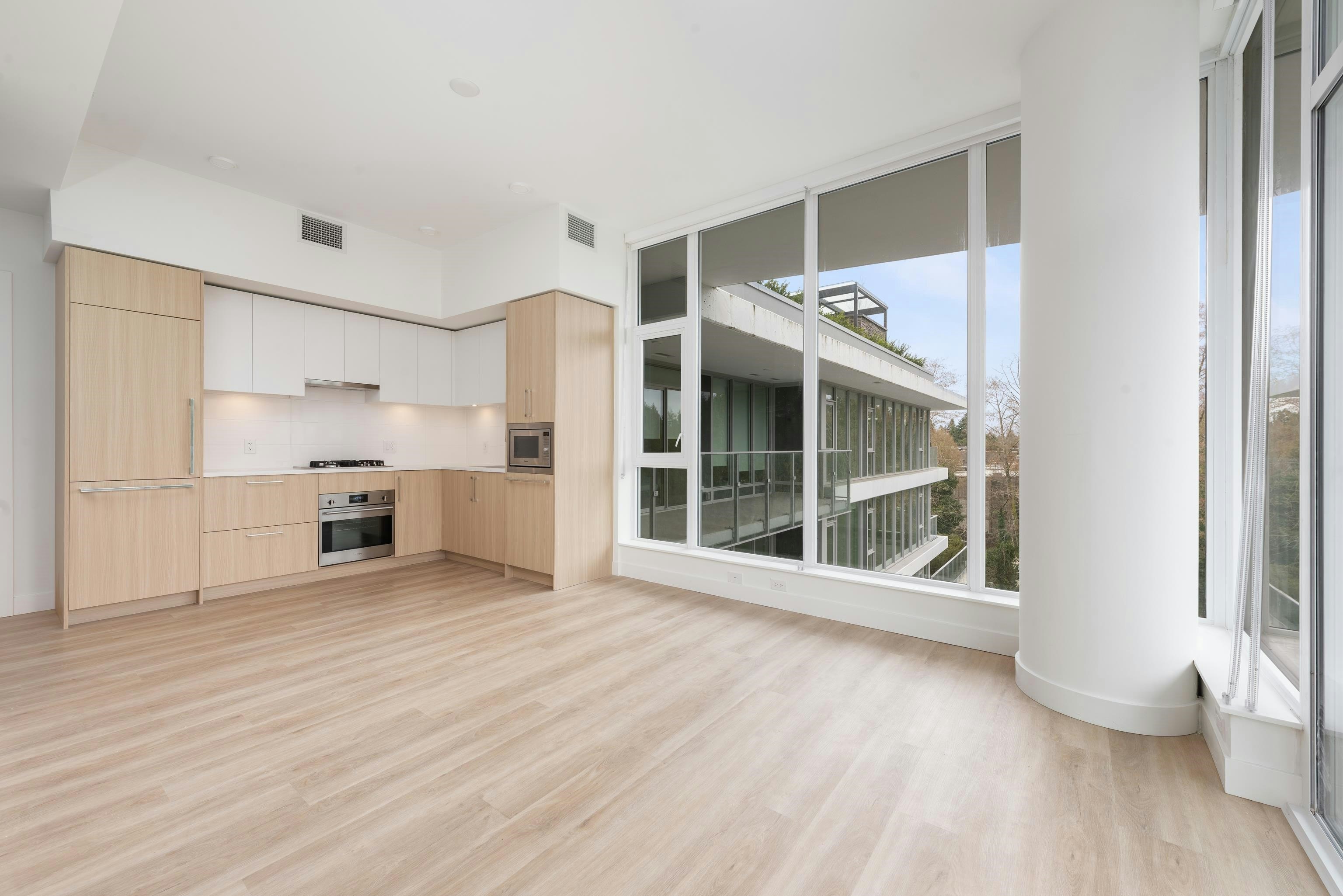 301-9675 King George Boulevard, Surrey, BC, V3T 0T7 - 40