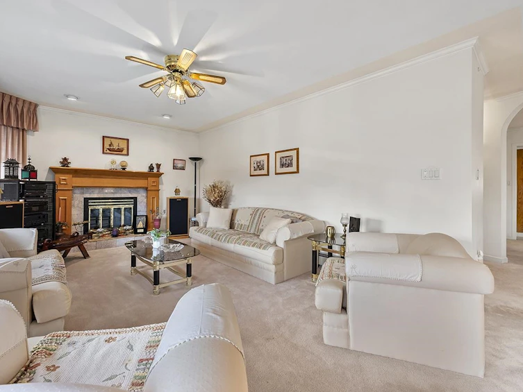 7168 Sussex Avenue, Burnaby, BC, V5J 3V3 - 9