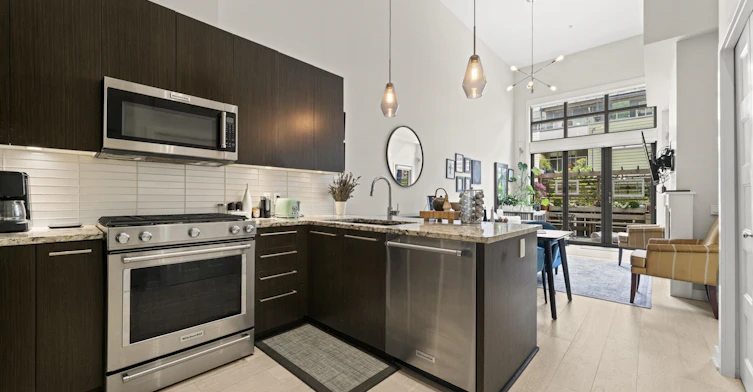 132-6160 London Road, Richmond, BC, V7E 4J2 - 7