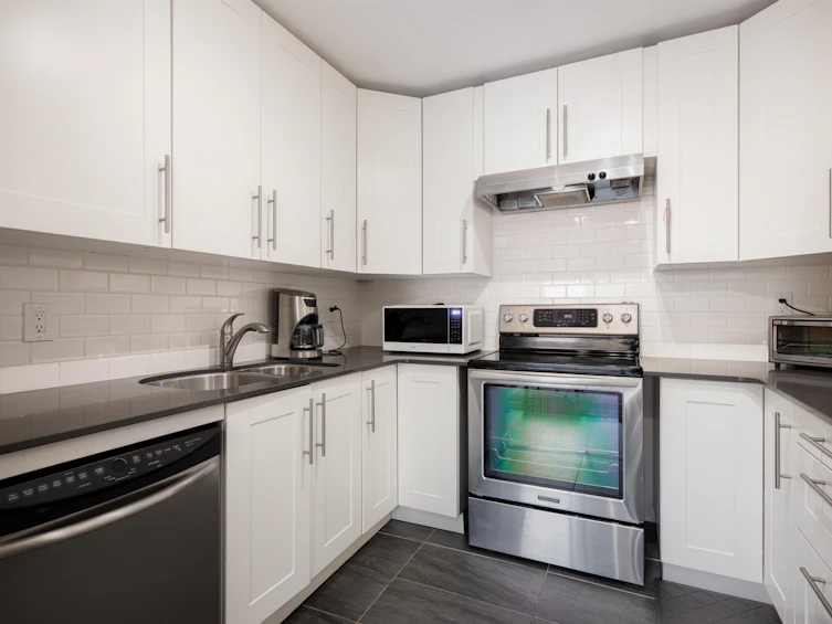 215-251 W 4th Street, North Vancouver, BC, V7M 1H8 - 12