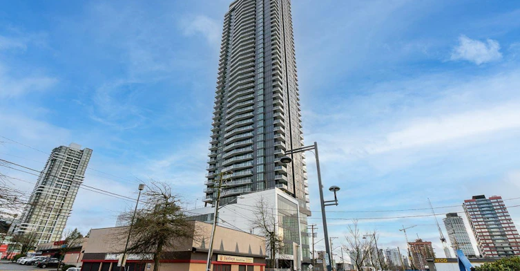 4205-10750 135a Street, Surrey, BC, V3T 0V4