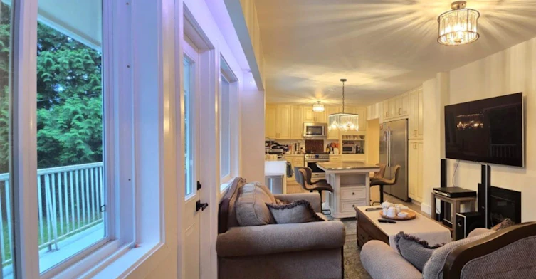 Upstairs-640 Stevens Drive, West Vancouver, BC, V7S 1C9 - 6