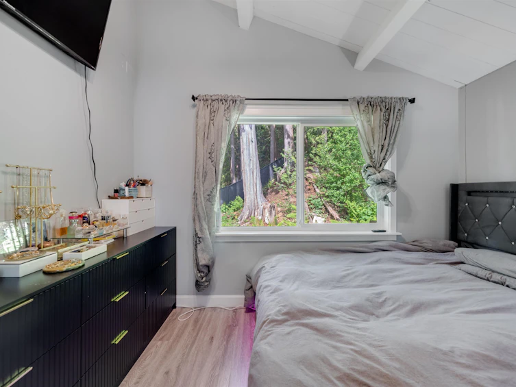 3870 Emerald Drive, North Vancouver, BC, V7R 3B8 - 15