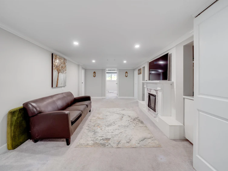 3870 Emerald Drive, North Vancouver, BC, V7R 3B8 - 22