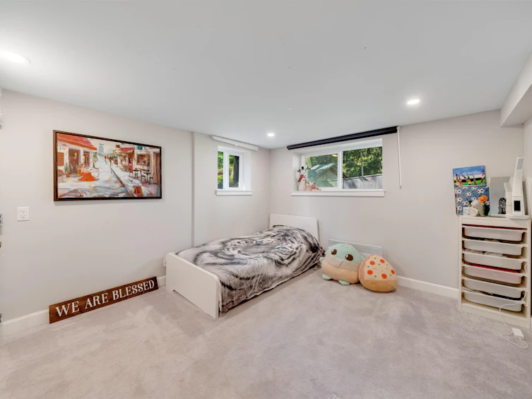 3870 Emerald Drive, North Vancouver, BC, V7R 3B8 - 33