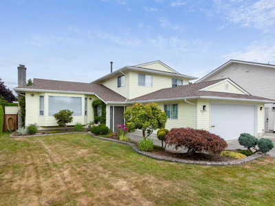 20895 51b Avenue - 2