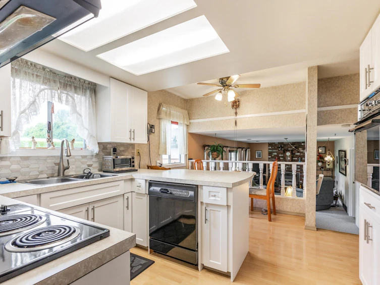 20895 51b Avenue, Langley, BC, V3A 7K6 - 13