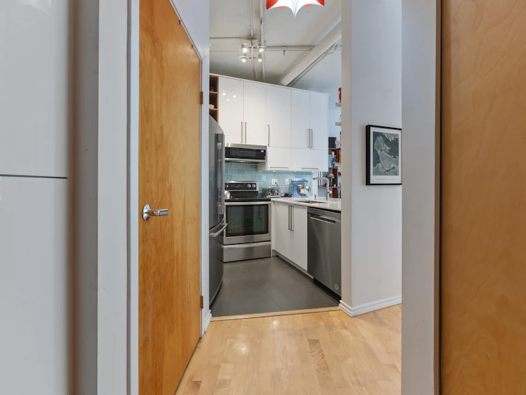 301-28 Powell Street, Vancouver, BC, V6A 1E7 - 28