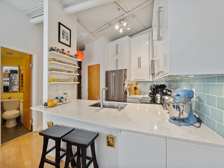 301-28 Powell Street, Vancouver, BC, V6A 1E7 - 14