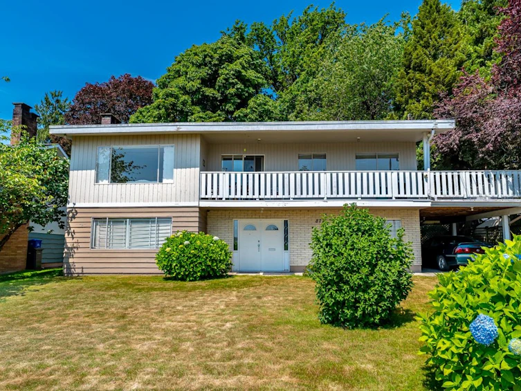 877 Shaw Avenue, Coquitlam, BC, V3K 2S1