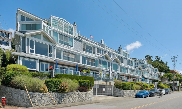 202-15165 Marine Drive