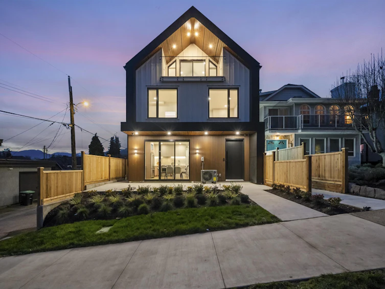 1-3623 Triumph Street, Vancouver, BC, V5K 1V4 - 24