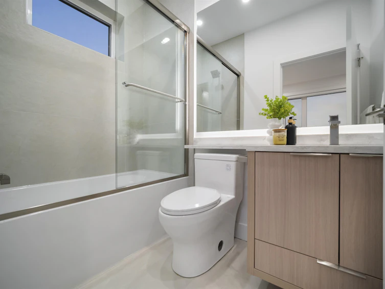 1-3623 Triumph Street, Vancouver, BC, V5K 1V4 - 12