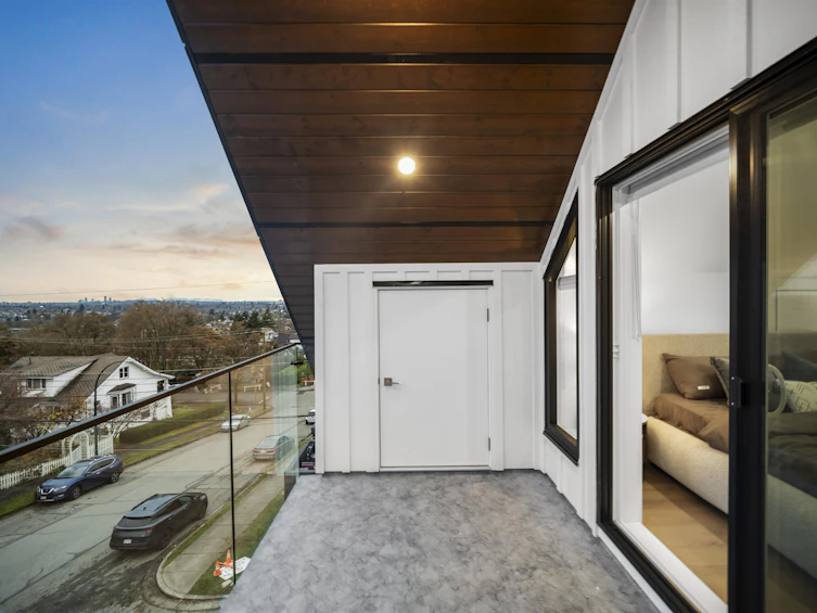 1-3623 Triumph Street, Vancouver, BC, V5K 1V4 - 18