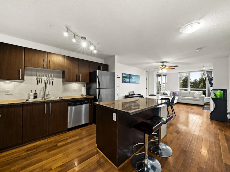 503-2088 Madison Avenue, Burnaby, BC, V5C 6T5 - 2