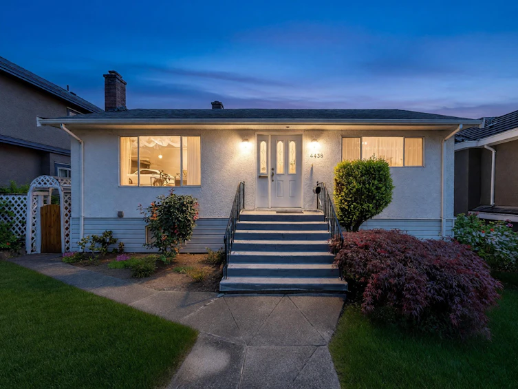4438 Darwin Avenue, Burnaby, BC, V5G 3E6 - 2