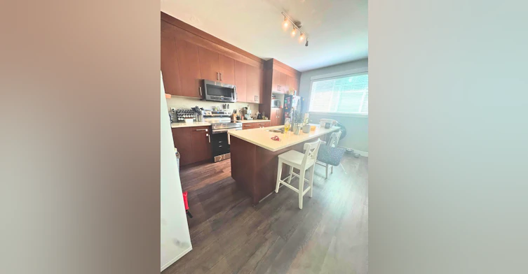 16-30748 Cardinal Avenue Avenue, Abbotsford, BC, V2T 5K7 - 16