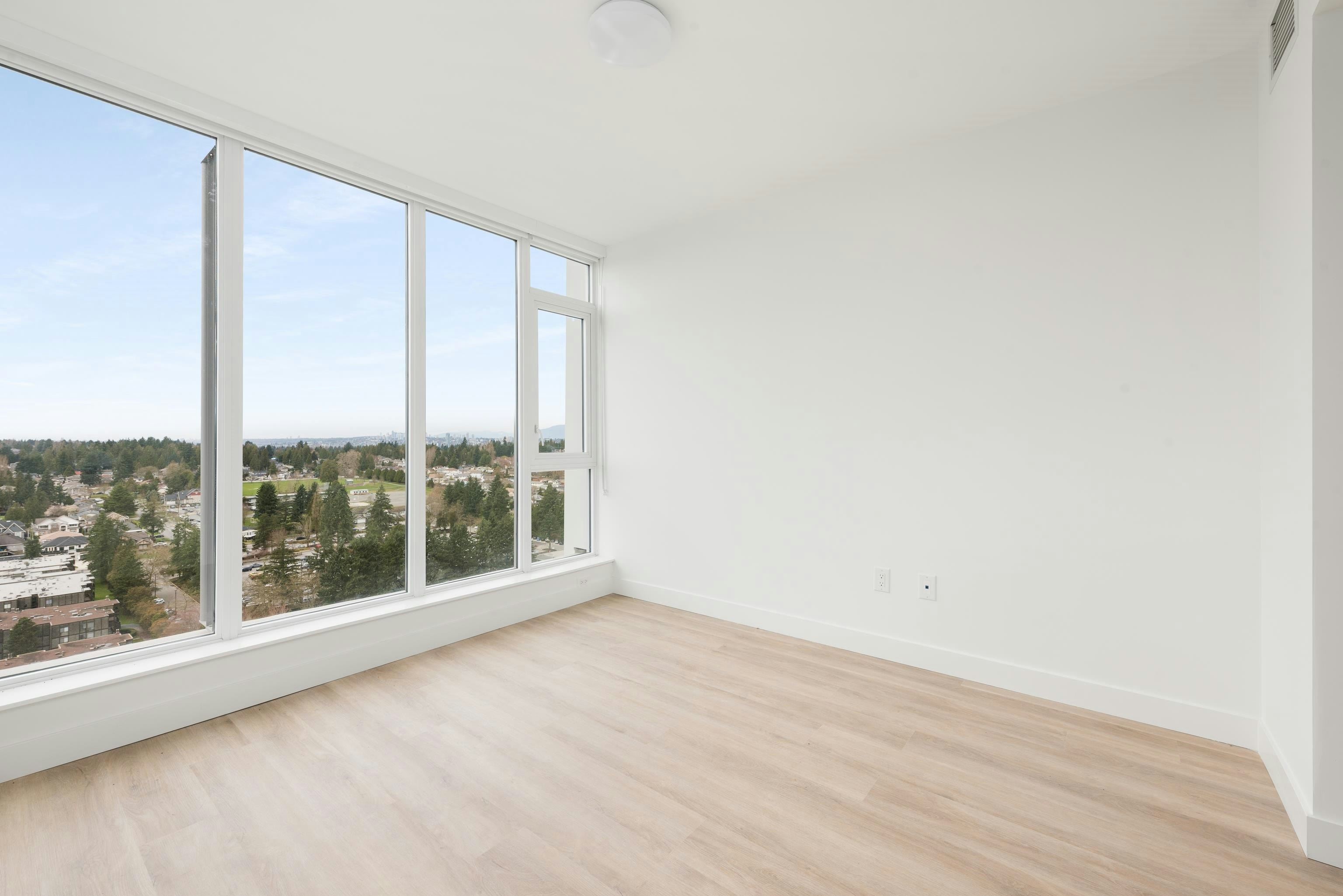 1802-9675 King George Boulevard, Surrey, BC, V3T 0T7 - 6