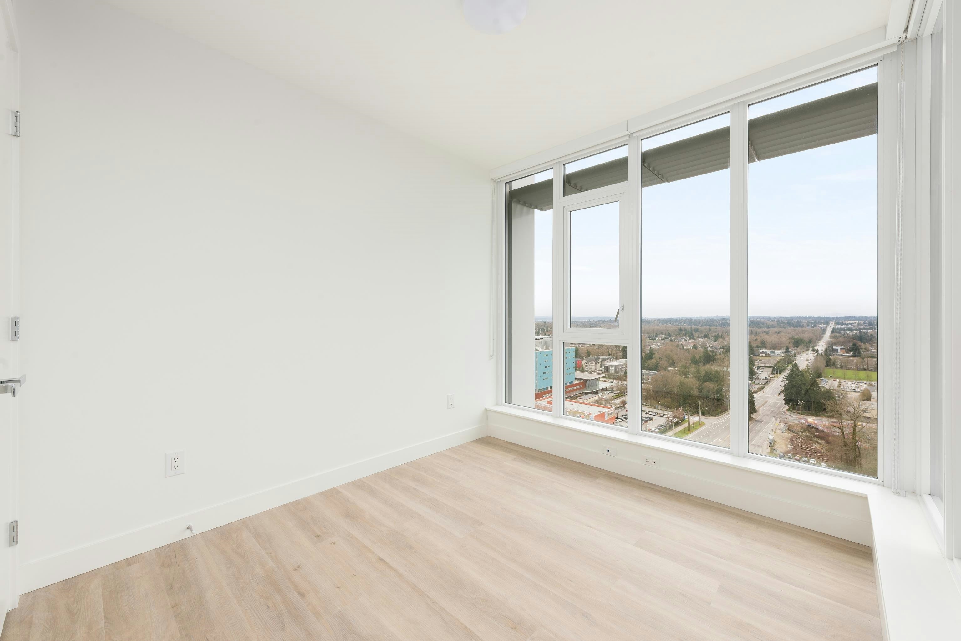 1802-9675 King George Boulevard, Surrey, BC, V3T 0T7 - 13