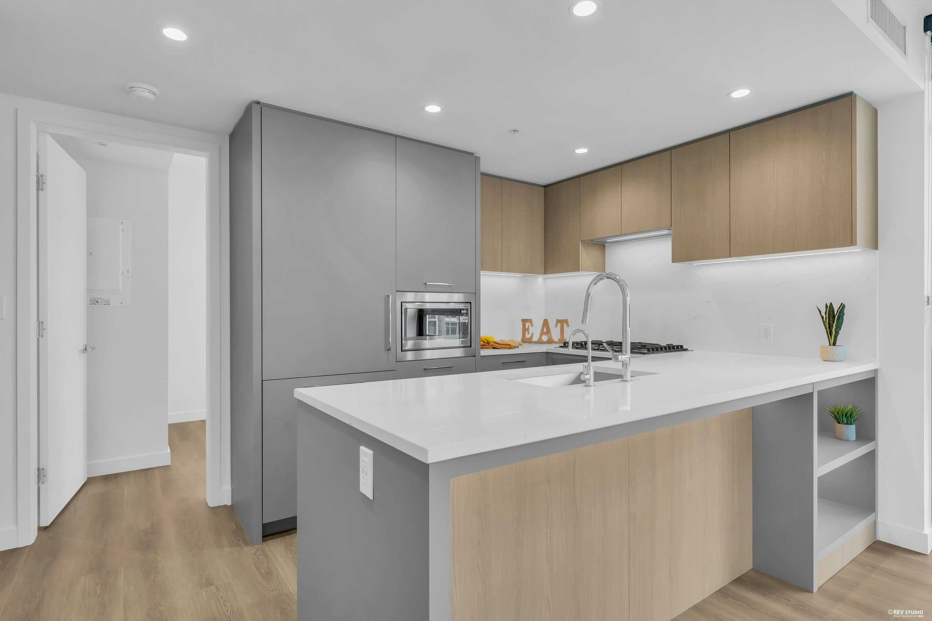 304-6608 Sussex Avenue - 5