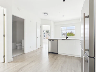 303-10616 132 Street - 4
