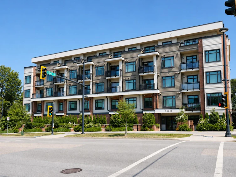 303-10616 132 Street, Surrey, BC, V3T 0T3