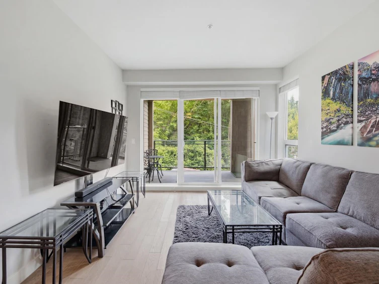 319-3399 Noel Drive, Burnaby, BC, V3J 0G8 - 4