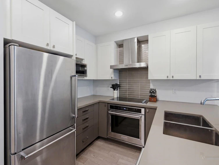 319-3399 Noel Drive, Burnaby, BC, V3J 0G8 - 10