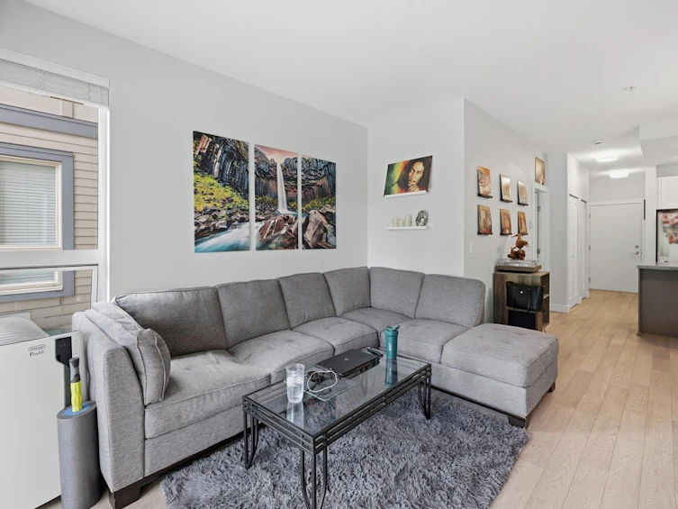 319-3399 Noel Drive, Burnaby, BC, V3J 0G8 - 6