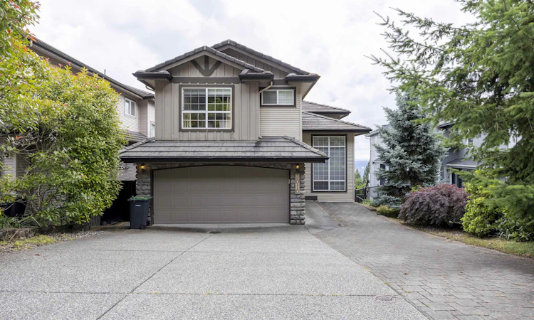 3010 Maplewood Court