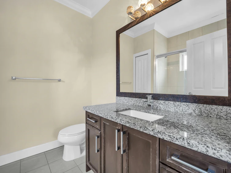 5871 Rumble Street, Burnaby, BC, V5J 2C3 - 33