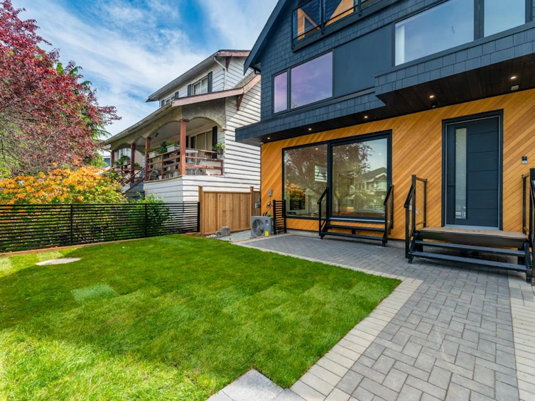 1-950 W 17th Avenue, Vancouver, BC, V5Z 1V4 - 36