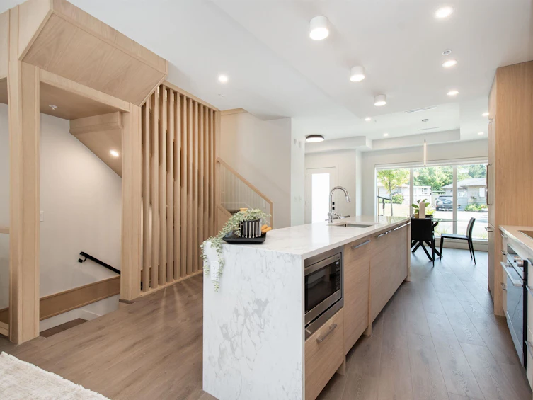 3181 Canfield Crescent, North Vancouver, BC, V7R 2V9 - 7