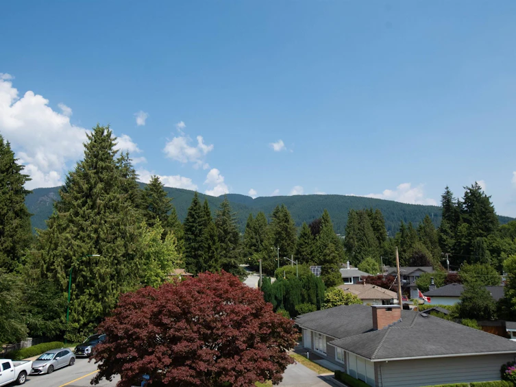 3181 Canfield Crescent, North Vancouver, BC, V7R 2V9 - 29