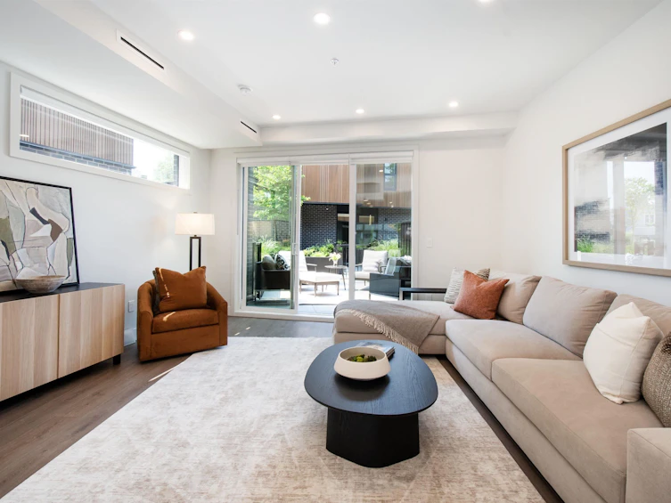 3181 Canfield Crescent, North Vancouver, BC, V7R 2V9 - 12