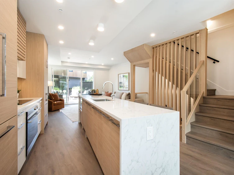 3181 Canfield Crescent, North Vancouver, BC, V7R 2V9 - 14