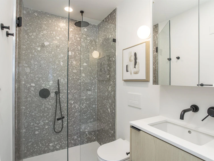 PH522-2471 St. George Street, Vancouver, BC, V5T 1W9 - 12