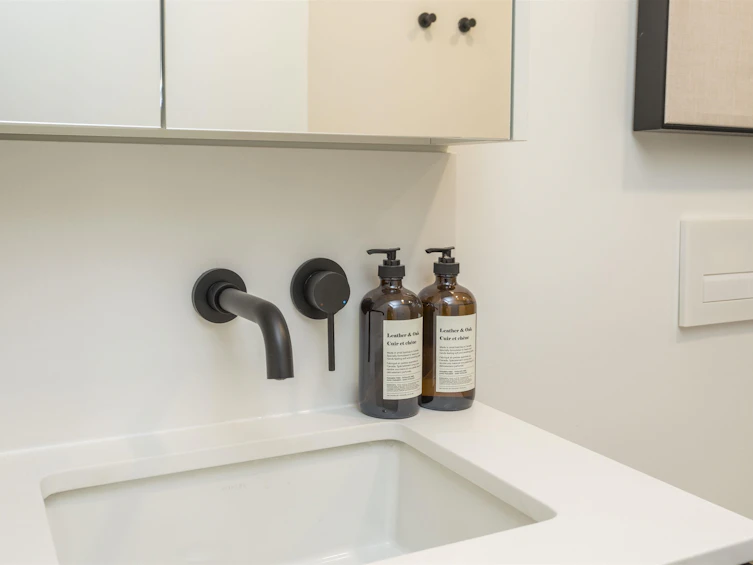PH522-2471 St. George Street, Vancouver, BC, V5T 1W9 - 16