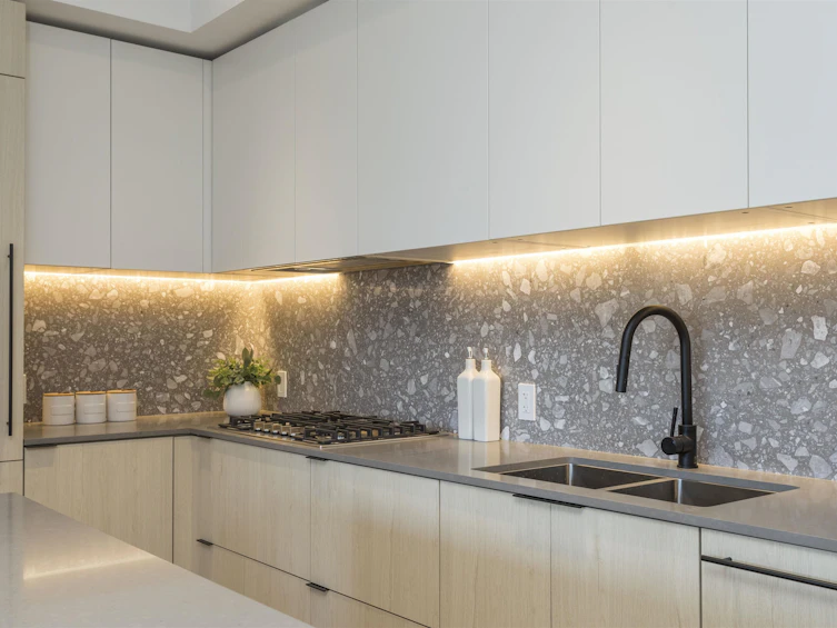 PH522-2471 St. George Street, Vancouver, BC, V5T 1W9 - 7