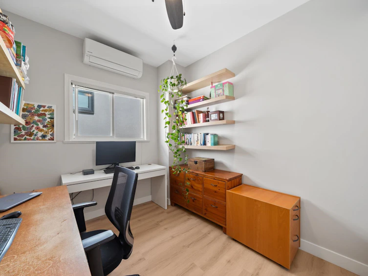 4273 Quebec Street, Vancouver, BC, V5V 3L1 - 23