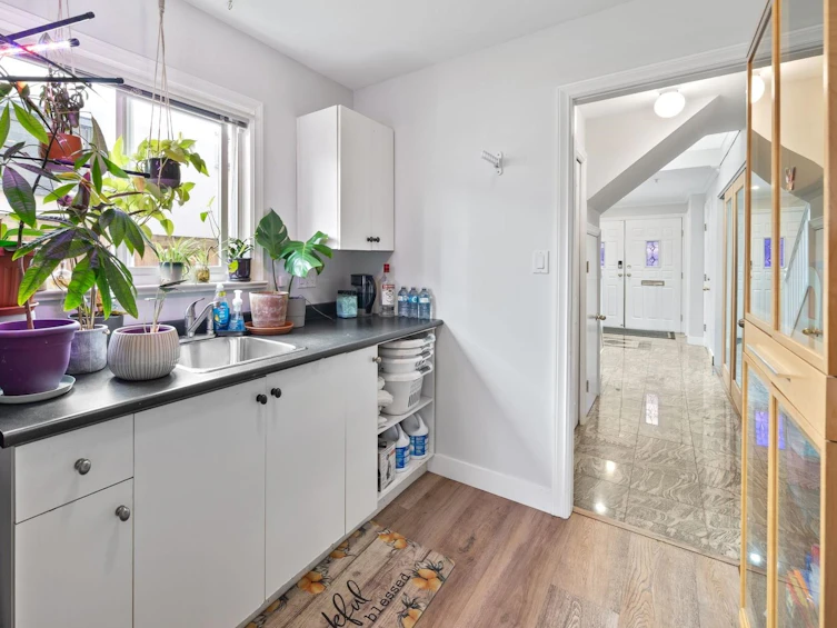 4273 Quebec Street, Vancouver, BC, V5V 3L1 - 29