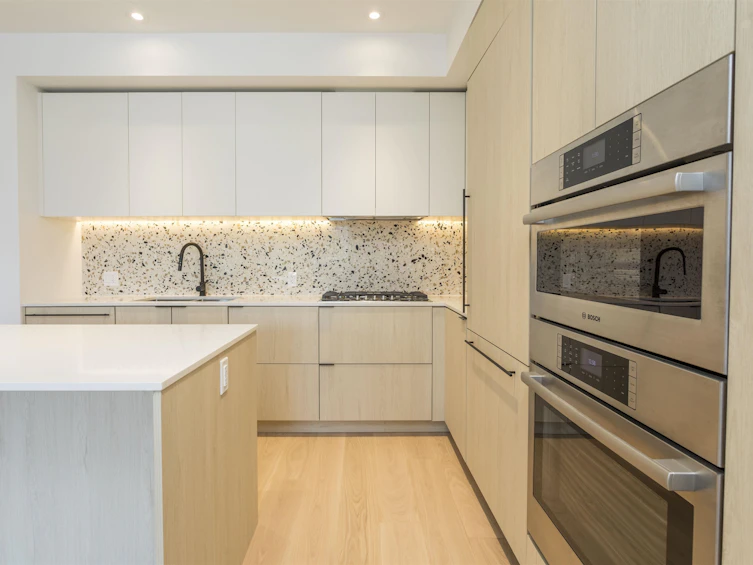 PH517-2471 St. George Street, Vancouver, BC, V5T 1W9 - 4
