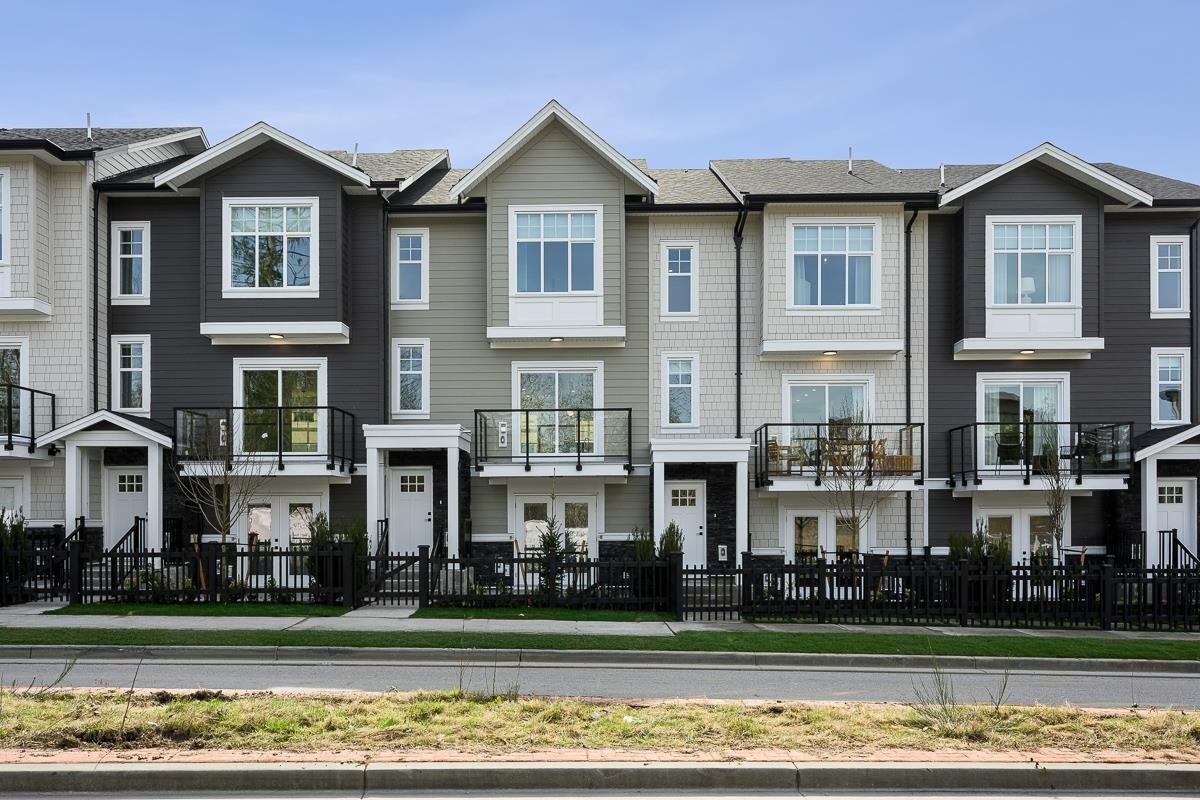 44-7716 207 Street, Langley, BC, V2Y 2A5