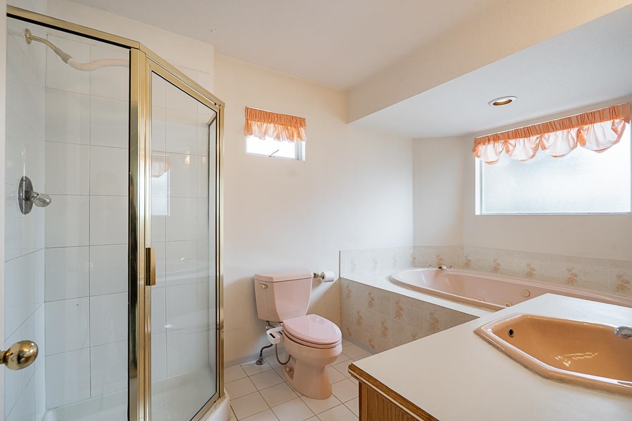3315 El Casa Court, Coquitlam, BC, V3E 2P9 - 12