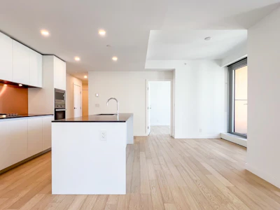 3007-1480 Howe Street - 5