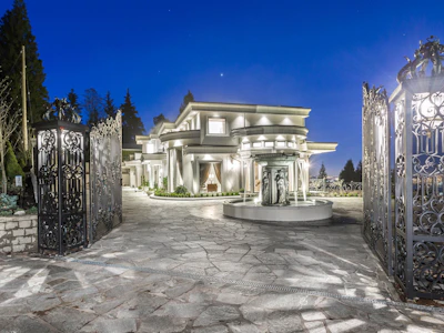 1175 Eyremount Drive - 4