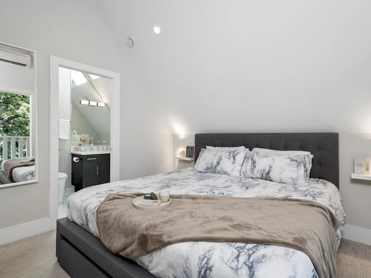 1336 E 23 Avenue, Vancouver, BC, V5V 1Z2 - 22